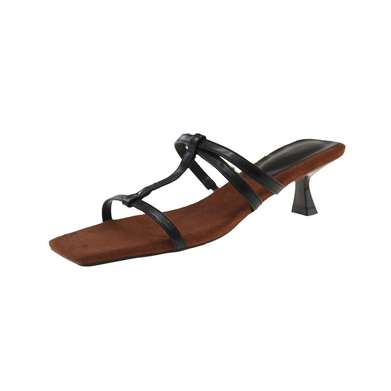 

Нишевые шлепанцы с открытым носком и квадратным носком, женская летняя обувь на высоком каблуке, красивые сандалии на тонком каблуке 40 чёрный