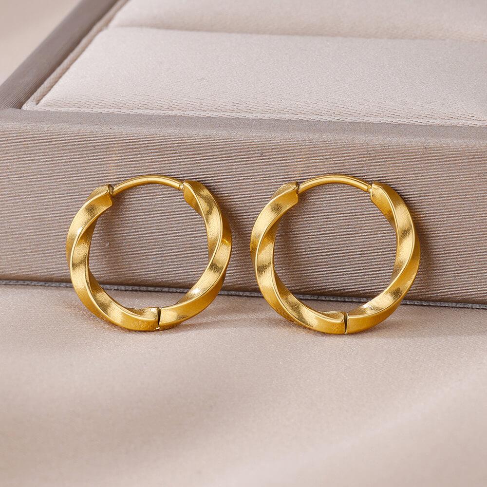 Vintage Verdrehte Kreisohrringe für Damen Edelstahl Minimalistisch Goldfarbe Runde Huggies Creolen Ohrring Hochzeits Schmuck Geschenk