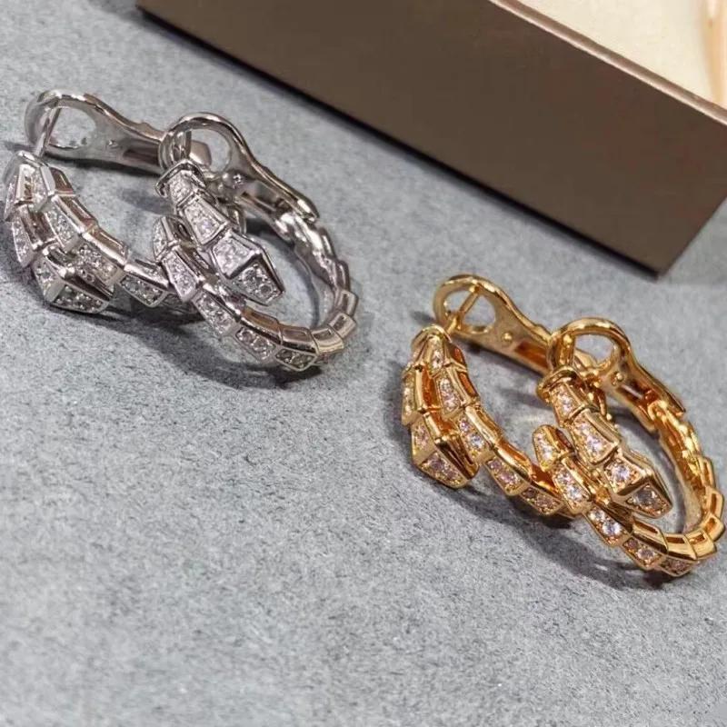 Luxurious Fashionable Super Sparkling Snake Form Hoop Earrings For Women High End Design Sensibility Niche Trendy Web Earrings