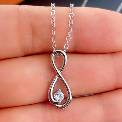 Neue zarte Hochzeits-Halskette für Damen, gedrehter 8-förmiger Anhänger mit rundem Zirkonia, zurückhaltender Braut-Ehe-trendiger Schmuck