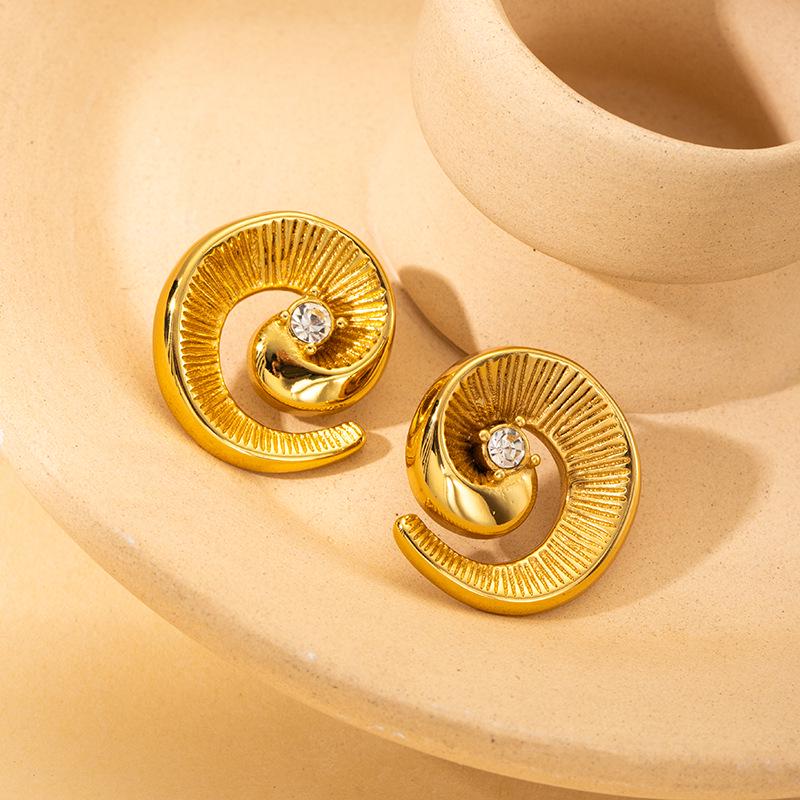 Boucles d'oreilles puce en acier inoxydable à texture métallique rétro européenne et américaine - Mode haut de gamme pour femmes