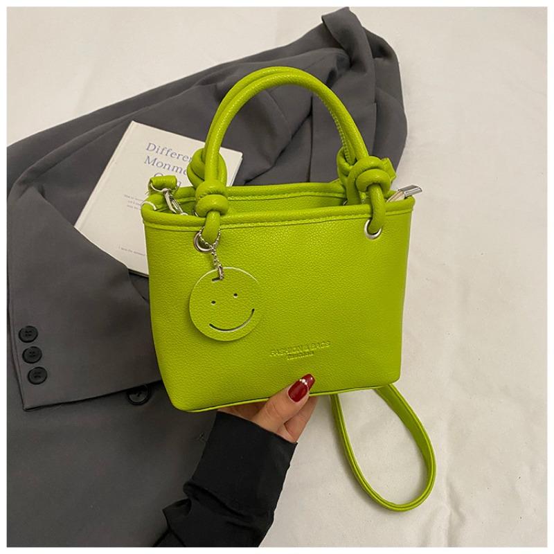 

Women s bag niche high-end handbag summer new fashion messenger bag casual simple bucket tote bag зелёный