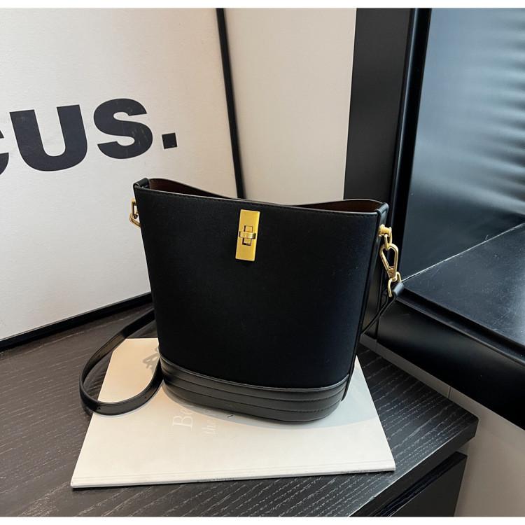 IELGY Women's Autumn/Winter Messenger Bucket Bag - Stylish & Trendy