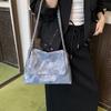 Textured chain tote bag women's new fashionable large-capacity class shoulder bag fashionable commuter bag