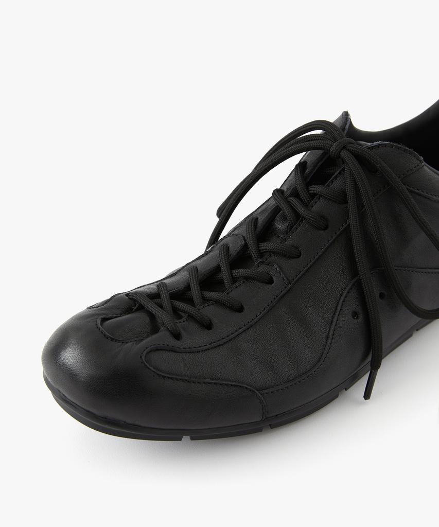 Romantic Move Bowler Sneakers R25M200 (Washed Black)