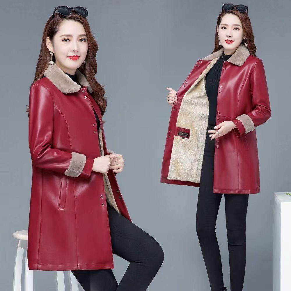 Dámská zimní středně dlouhá fleecem podšitá zesílená bunda z PU kůže s volným střihem a koženým límcem s kožešinou