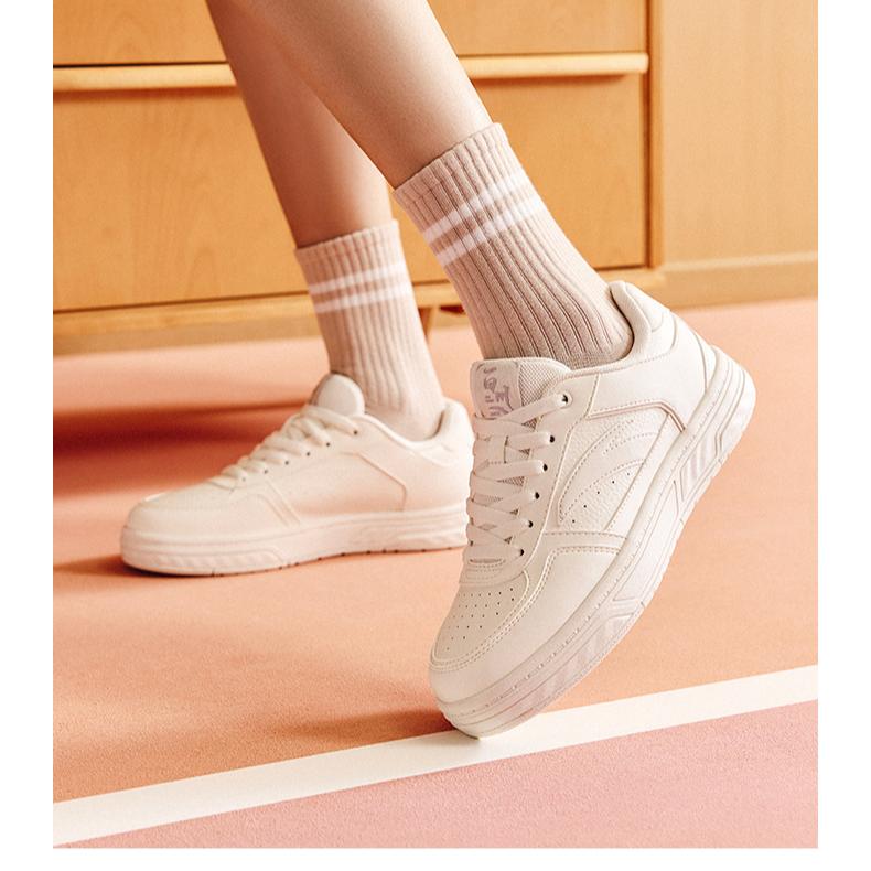 Anta Baichuan Zapatillas de Moda Cómodas Antideslizantes Absorbentes de Impactos Resistentes al Desgaste de Caña Baja Zapatillas de Mujer Blanco Marfil 122538010-5