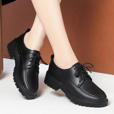 Sapatos fechados – Sapatos fechados