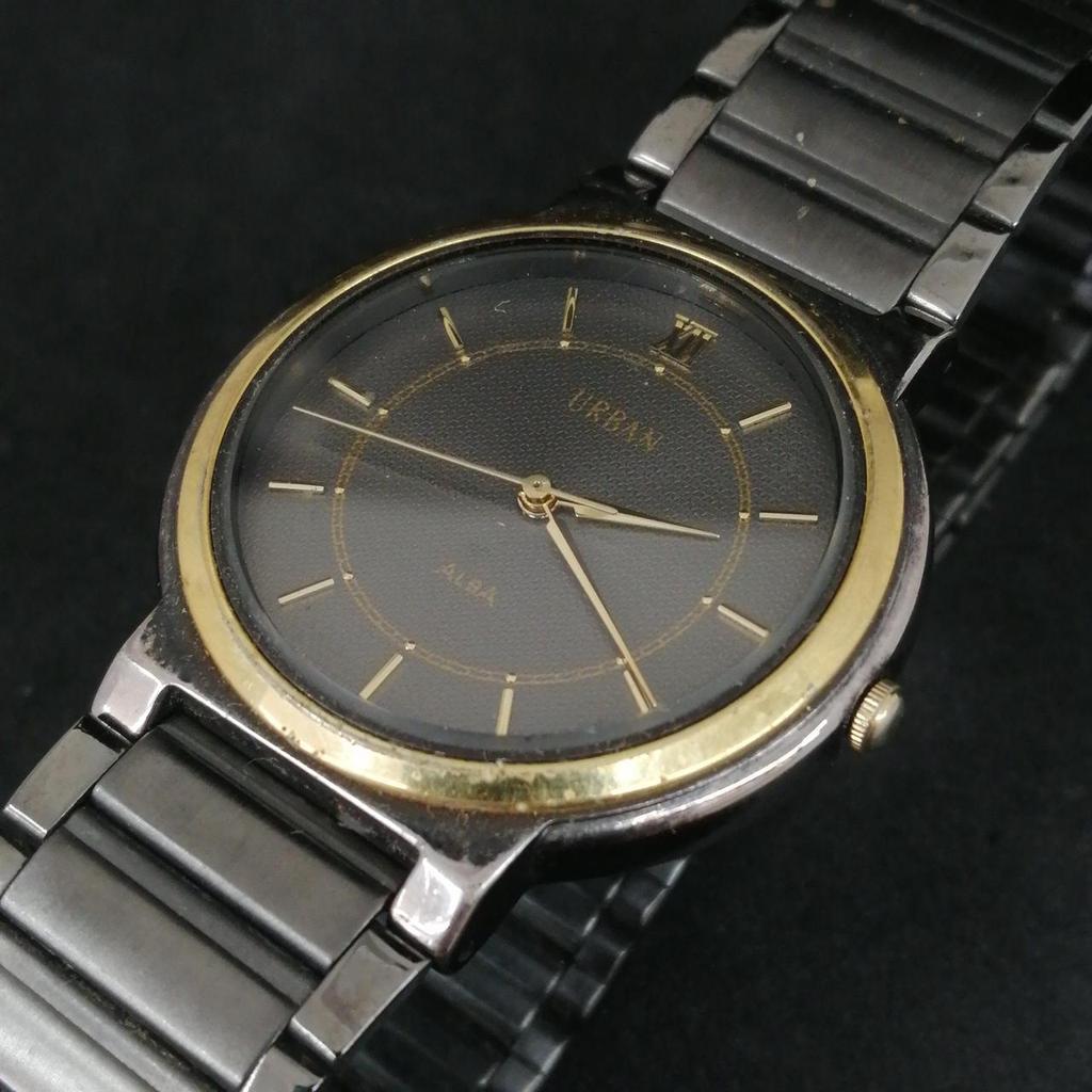 Used SEIKO V801-0920 Quartz Watch