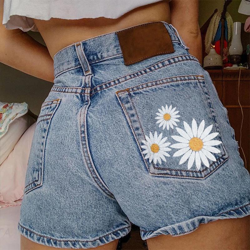 2026 Women s Denim Shorts with Printed Pockets, Short Vacation Style Women s Shorts S светло-синий