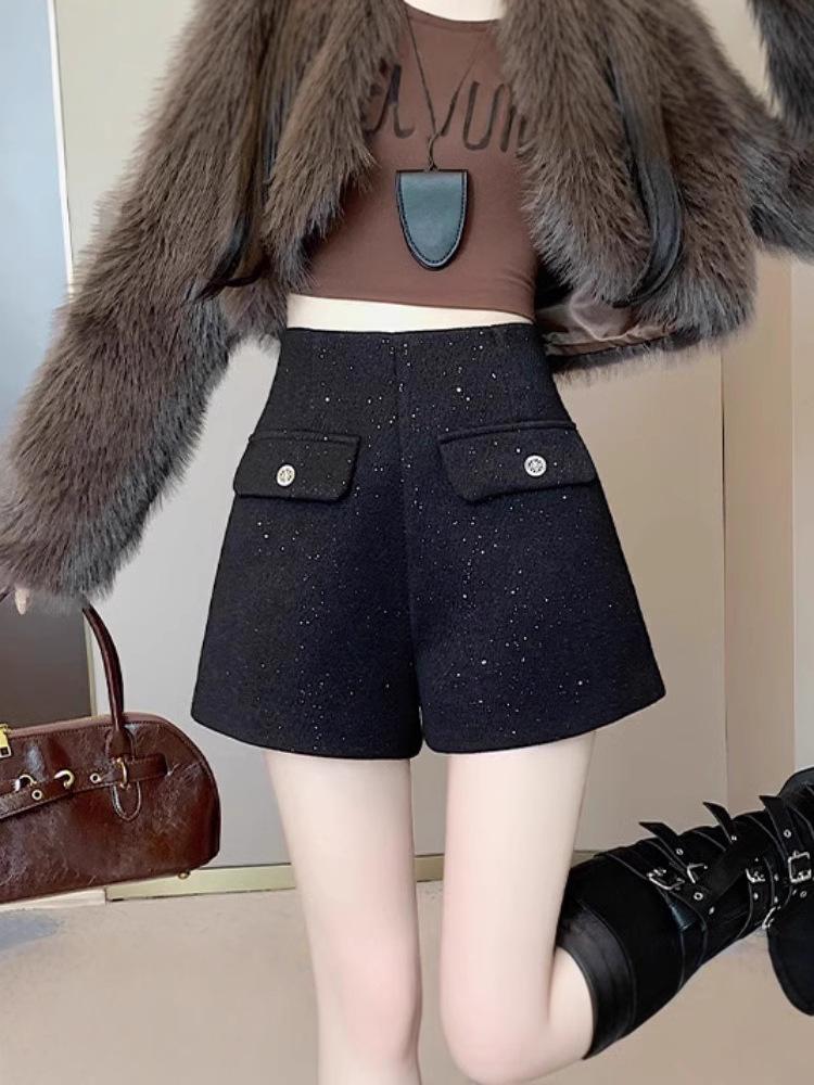

Women s 2024 A/W Black Woolen Sequined High-Waist A-Line Wide Leg Shorts XS