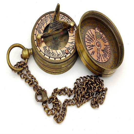 Pocket Sundial Compass, Both Side On Lid Handwork