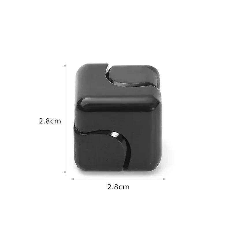 

Metal square gyroscope decompression rotating dice cube anti anxiety fingertip toy handprint Spinner early toy Flipo Flip чорний