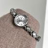 Retro Round High-Value Watch Women'S Light Luxury Fashion High-End Sense Small And Exquisite Quartz Watch