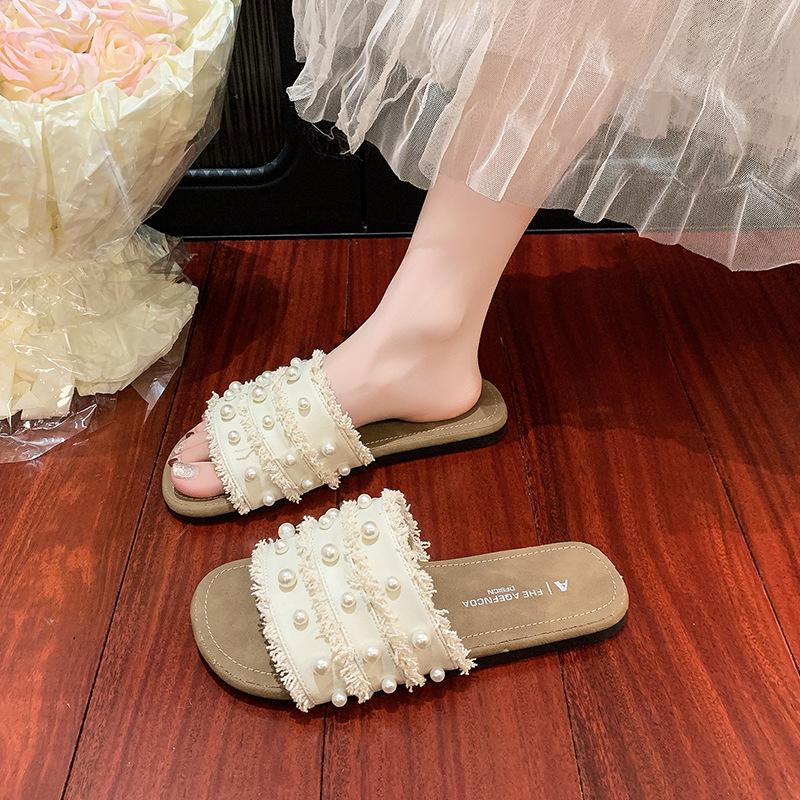 French Fairy Style Pearl Cool Slippers Female Outer Wear Spring and Summer New Flat Lazy One Pedal Beach Sandals