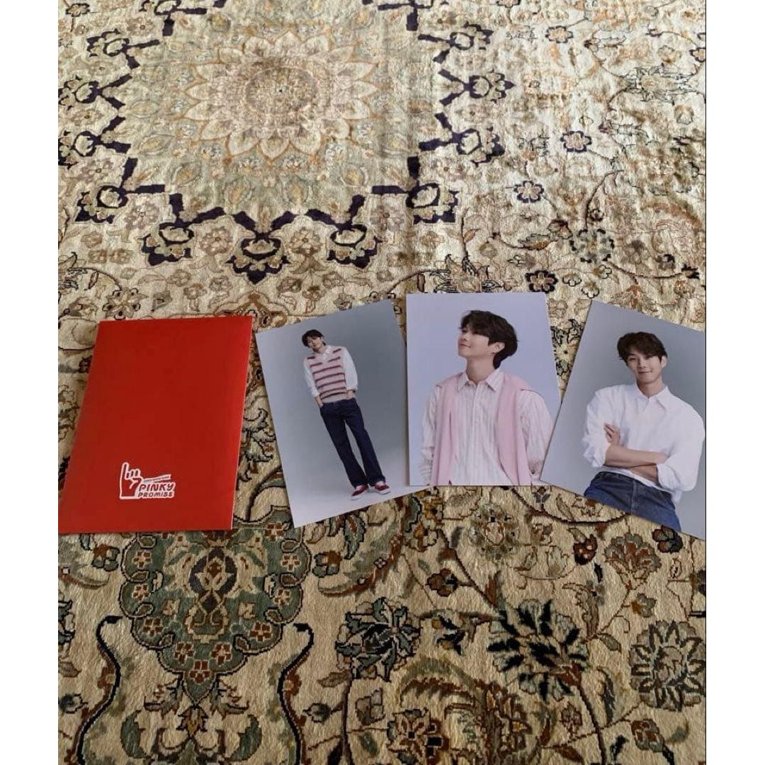 Used Choi Woo Shik Photo Set & Bonus Photocard
