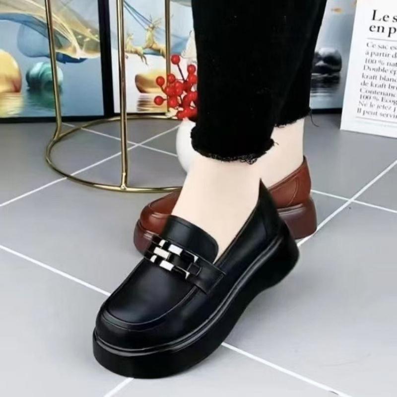 2025Autumn Platform Sole Round Toe Deep Mouth Low-Top Shoes Women Casual Slip-On Loafers Fashion Versatile Single Shoes Women