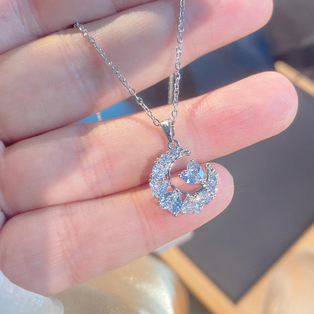 Light Luxury Full Diamond Inlaid Zircon Titanium Steel Clavicle Chain Fairy Versatile Delicate Necklace Gift for Girlfriend