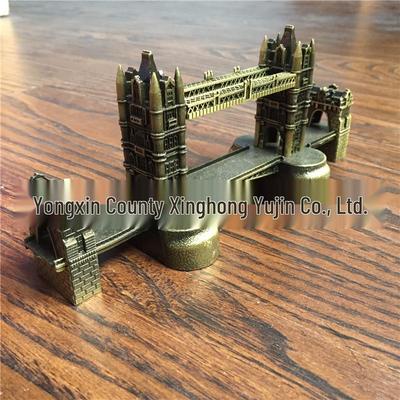 London Bridge Alloy Ornament: Famous Thames Landmark Home Decor