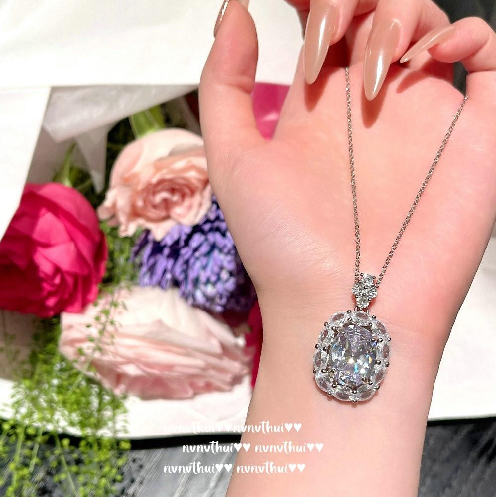 Beauty Is On The Tip Of The Heart, Bright Egg-Shaped Gemstone Necklace, Rich Family Daughter Gold, 18K Gold-Plated Crown Zircon Ring.