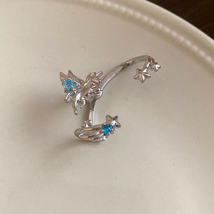 

Zircon Unicorn Star No Ear Piercing Ear Bone Clip Fashion Exquisite Temperament Ear Clip Light Luxury Premium Earrings