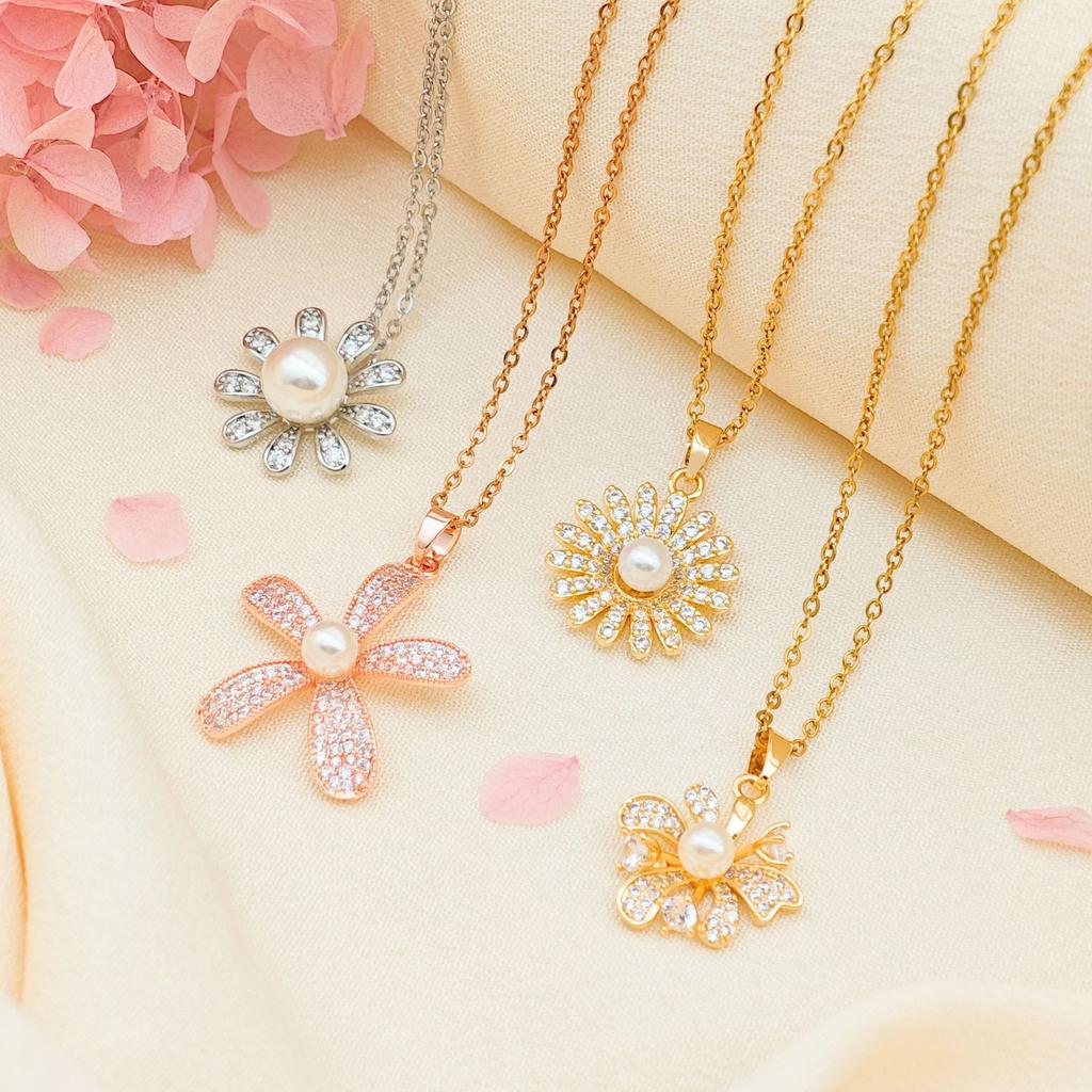 Necklace Female Sunflower Pearl Necklace Autumn and Winter Fashion Versatile Light Luxury Titanium Steel Non-fading Clavicle Chain Full of Diamond