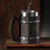 Edelstahl Bierbecher Holzfass Becher, 600ml Einsatz Stein, Eichenoptik Becher Rustikales Humpen für Kneipe Heimbar Party Geschenk Fußballspiele