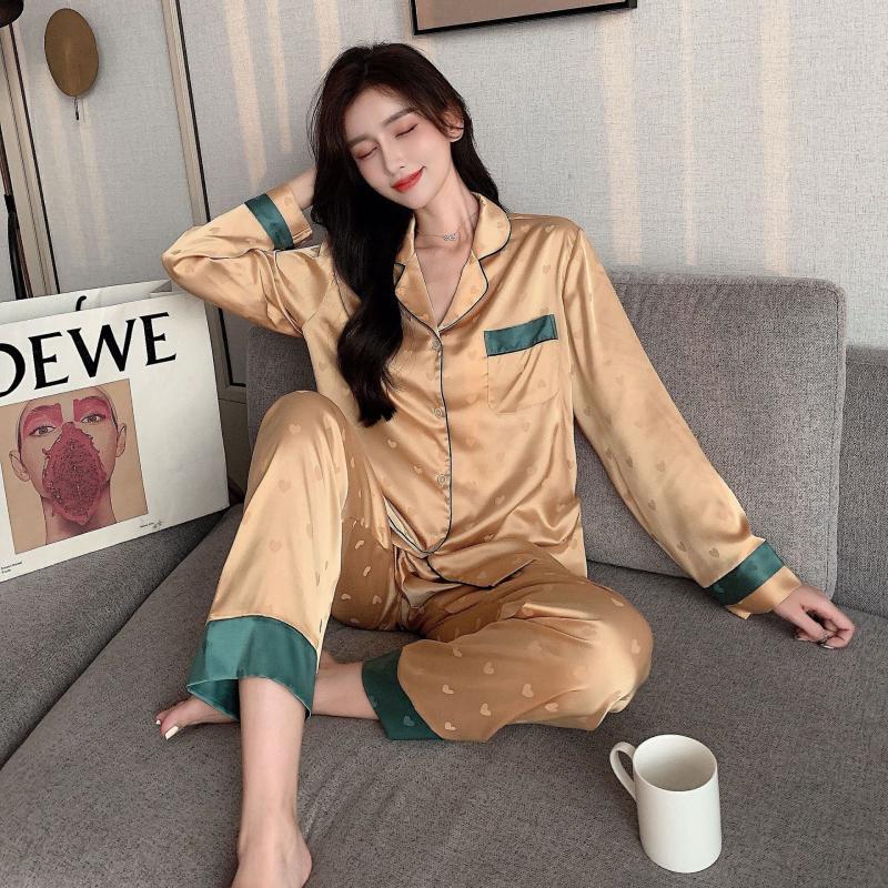 Fashionable Ice Silk Heart Print Pajama Set - Women's Long Sleeve Cardigan for Spring/Summer.