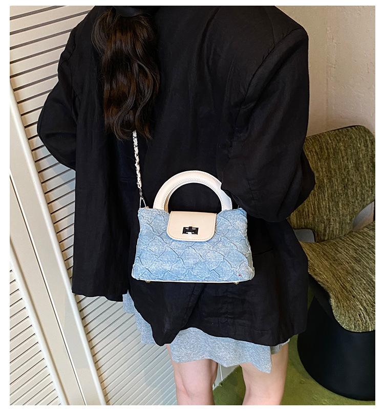 Denim Bag Women's Summer 2025 New Fashion Niche Design Messenger Bag Korean Version of High-end Foreign Gas Bucket Bag