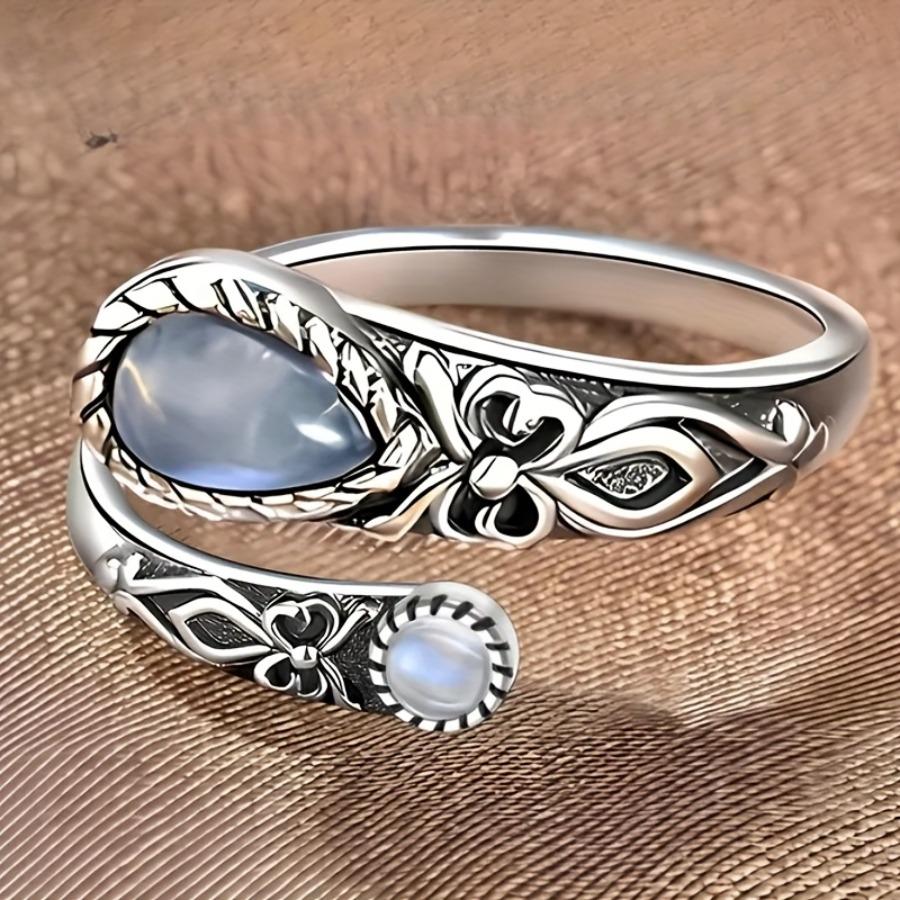 [Moonstone Bohemian Ring] Ladies' Bohemian Style Flower and Moonstone Ring - Adjustable, Retro Design, Versatile and Eye-catching