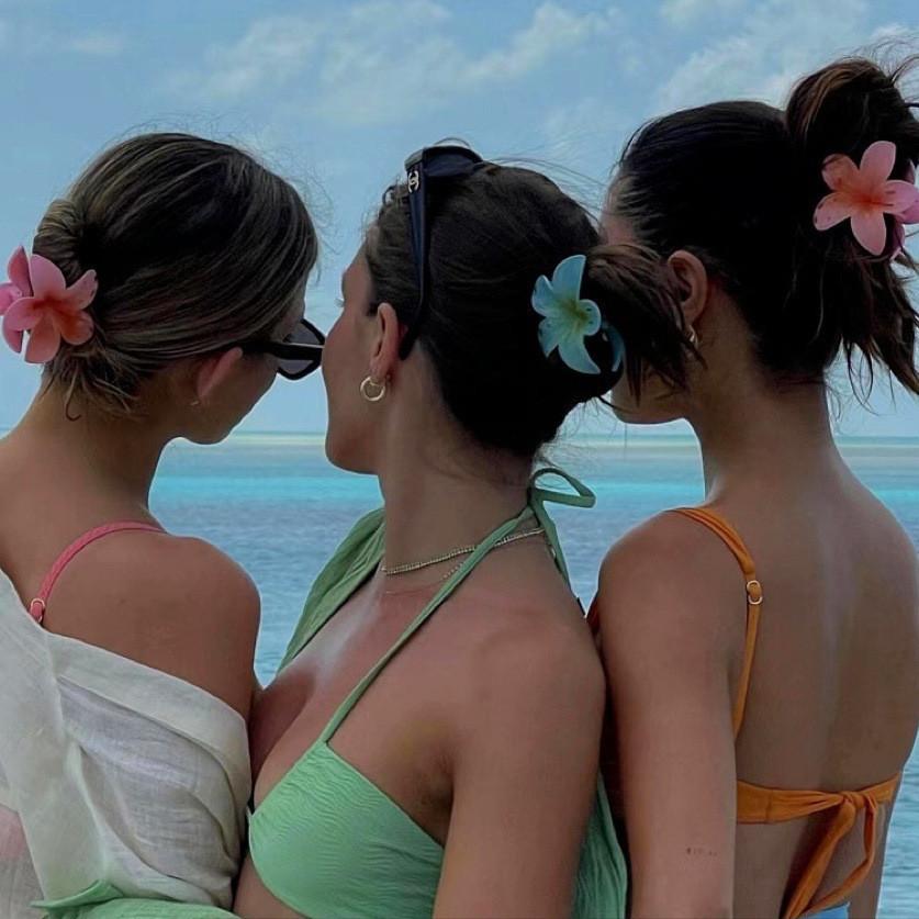 17KM Hawaiian Flower Hair Clip for Women Korean Candy Color Big Hairpin Hair Accessories