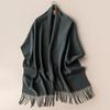 Xincaizhiyun Einfarbiger Wollschal mit Fransen