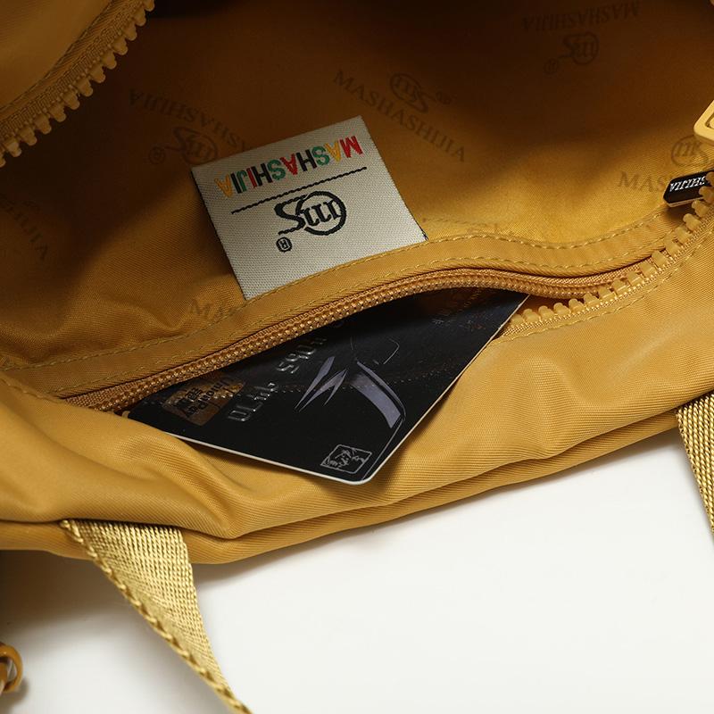 Stylish Crossbody Bag with Adjustable Strap and Compact Design for Everyday Fashion Use