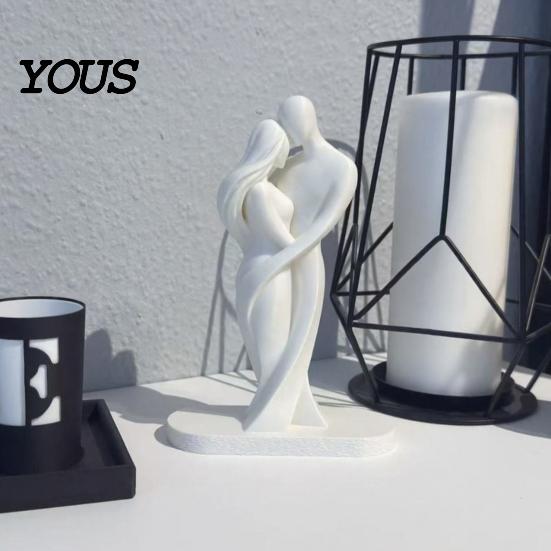 Matte Finish Sculpture Abstract Human Body Statue, Female Figurine Embracing Love Sculpture, 3D One-Piece Molding Couple Shape Statue for Living Room