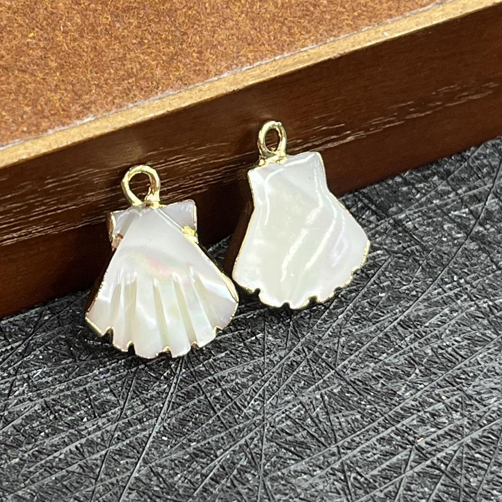 5Pcs Small Pendant Shell Palm-Shaped Pendant 13mm For Jewelry Making DIY Necklace Bracelet Earrings Accessory