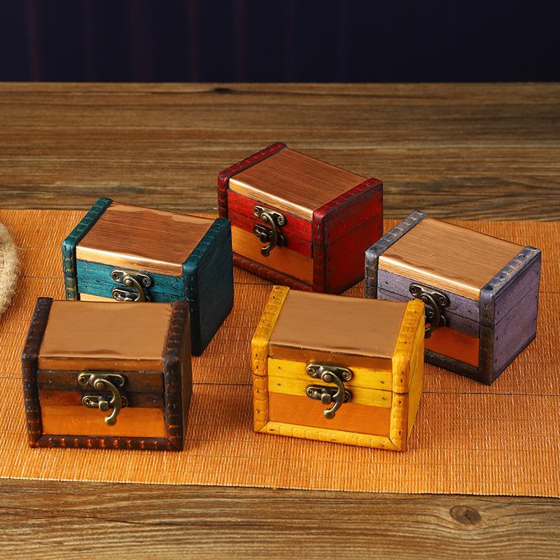 1pc Medieval Retro Jewelry Storage Box Wooden Treasure Jewelry Container Trinket Decor Box Props Pirate Jewelry Display Case