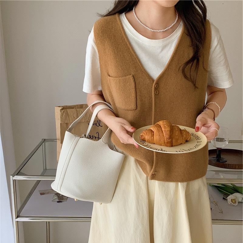 Korean Version Solid Pocket Knitted Vest Cardigan Women's Autumn Winter New Loose Fashion V-neck Sleeveless Sweater Vest