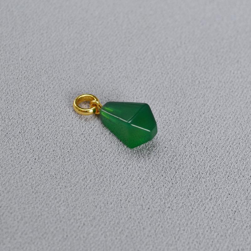 

Французская ниша, простое легкое роскошное высокочувствительное трехмерное геометрическое ожерелье из зеленого агата с лазуритом и позолоченной латунью для женщин