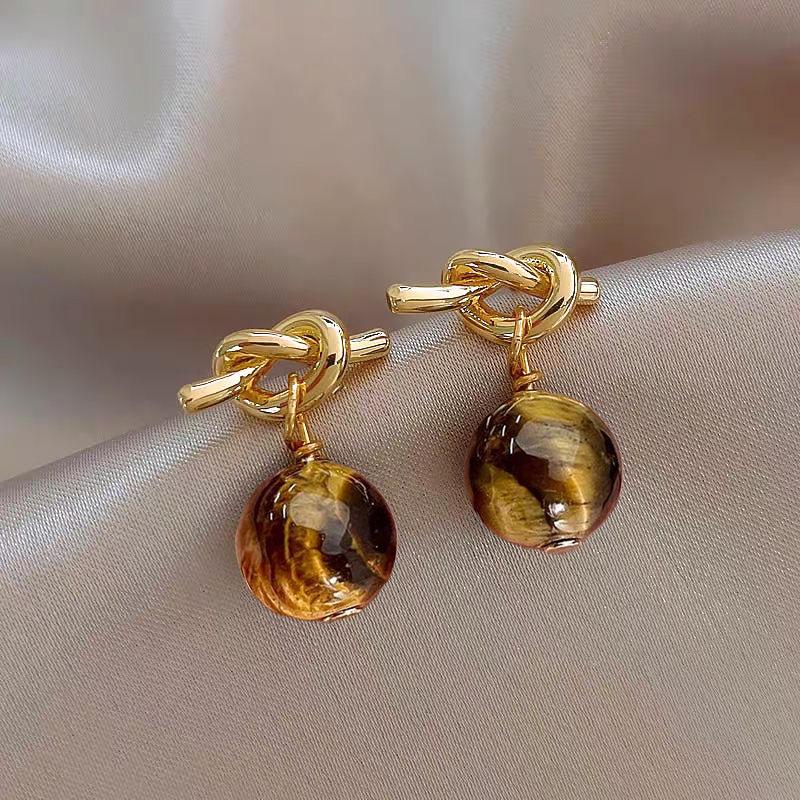 

Винтажные серьги-пусеты из тигрового глаза янтарно-коричневого цвета - Элегантные осенне-зимние украшения