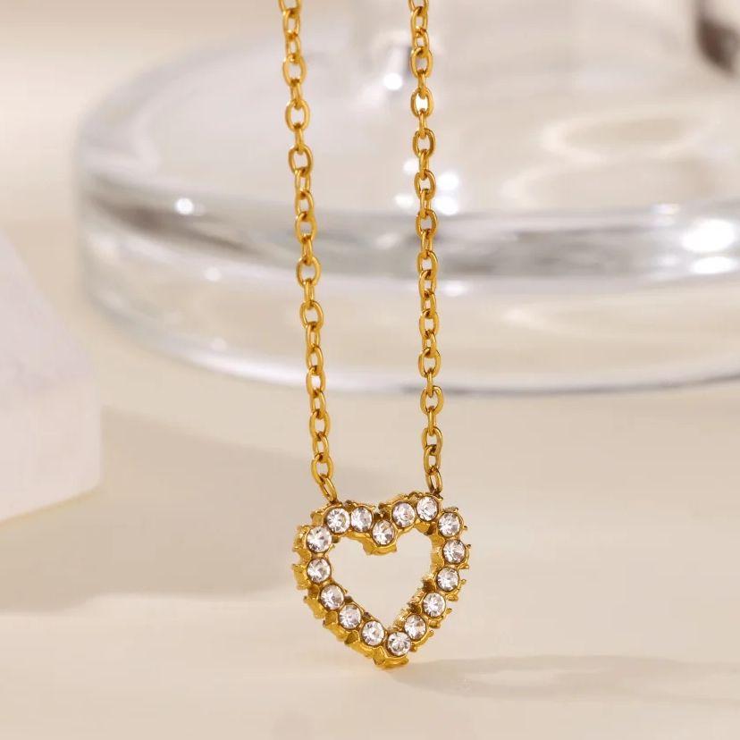 Luxury Zircon Heart Necklaces For Women  Gold Plated Stainless Steel Heart Shaped Necklace  Birthday Party Christmas Jewelry