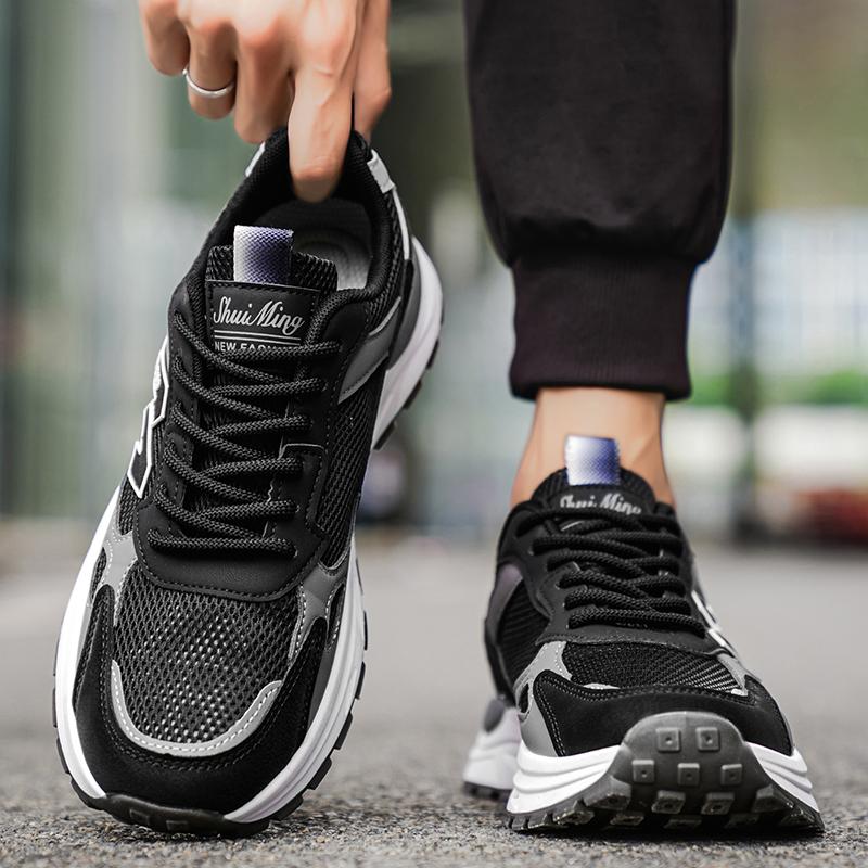 New Fashion Men 's Four Seasons Comfortable Thick Sole Shoes Students BoysTrending Soft Sole Breathable Casual Running Sneakers