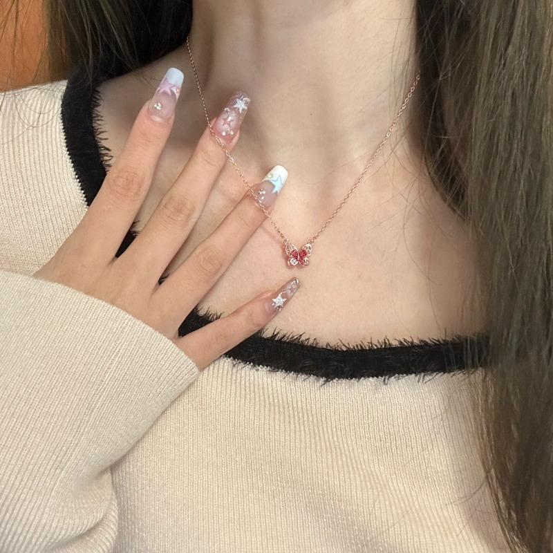 Butterfly Women's Necklace Simple Multi-Purpose Collarbone Chain for Girlfriend Jewelry Gift Wholesale