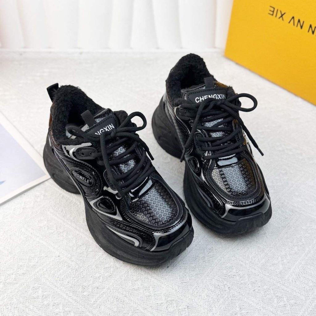 Daddy Shoes Women's Platform 2025 New Silver Versatile Height Increase Velvet Warm Small Height Increase Casual Sports Shoes