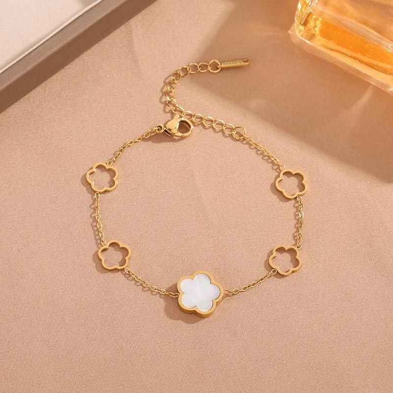 Luxury Brand Black and White Shell Five Leaves Flower Bracelet for Women Temperament Stainless Steel Bangle Jewelry Colorfast