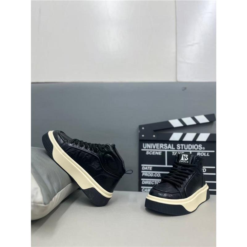 Winter new breathable leather thick-soled comfortable lace-up casual board shoes zmd