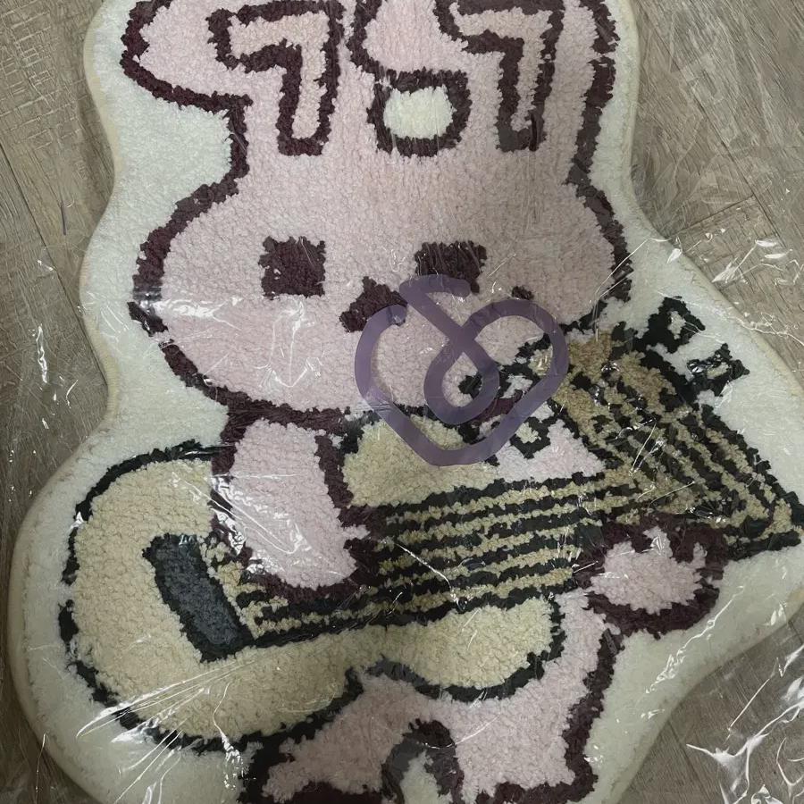 

Юанна 7-й год Lucka| Ковер