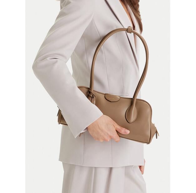 

Сумка Calvin Klein Emblem Trio Shoulder Bag One Size