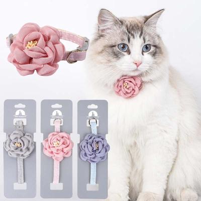 Collare per Gatto Regolabile Papillon Gatto Collare Fiore Gatto Bottone di Sicurezza Cravatta Collana Regalo Cucciolo e Gatto Accessori per Animali Domestici Collare per Cucciolo