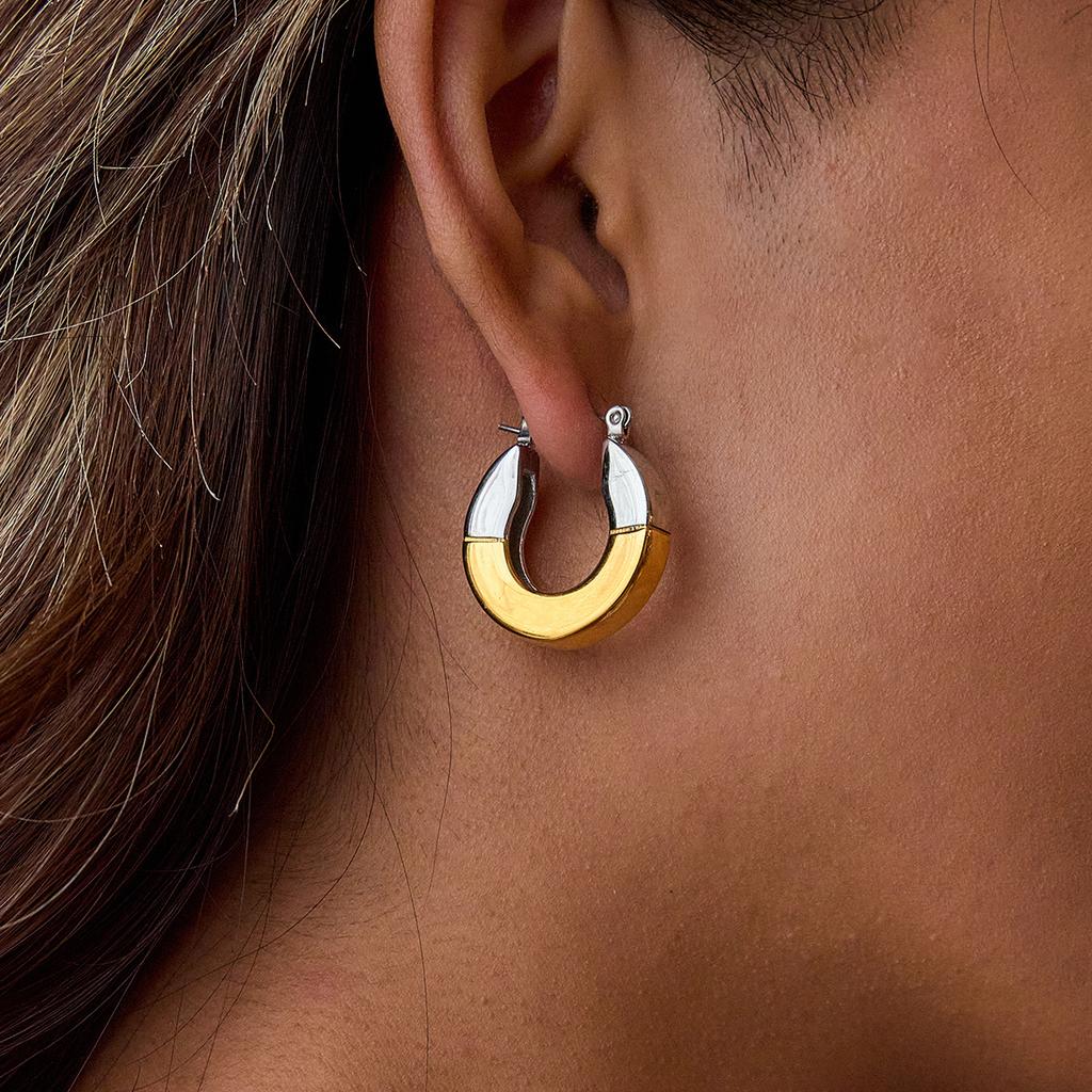 Design sense Classic style 18K gold, gold and silver color matching geometric glossy earrings earrings