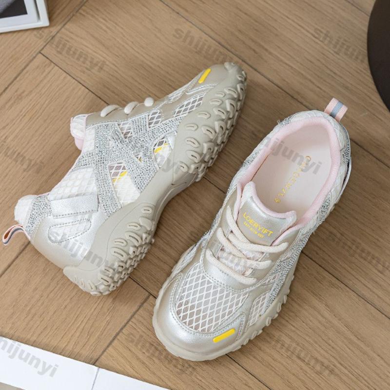 Fashion Women's White Sneakers 2025 Spring New Breathable Mesh Hollow Sports Shoes Outdoor Comfortable Fashion Non Slip Casual Shoes